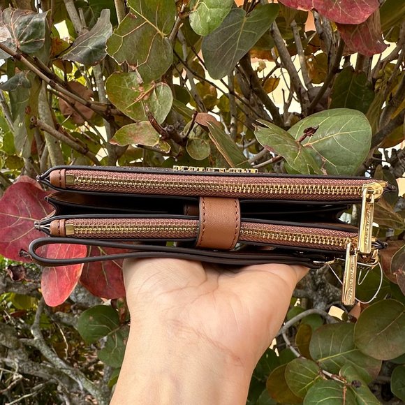 Michael Kors Jet Set Travel Large Double Zip Phone Wallet Wristlet MK Brown - Picture 5 of 9